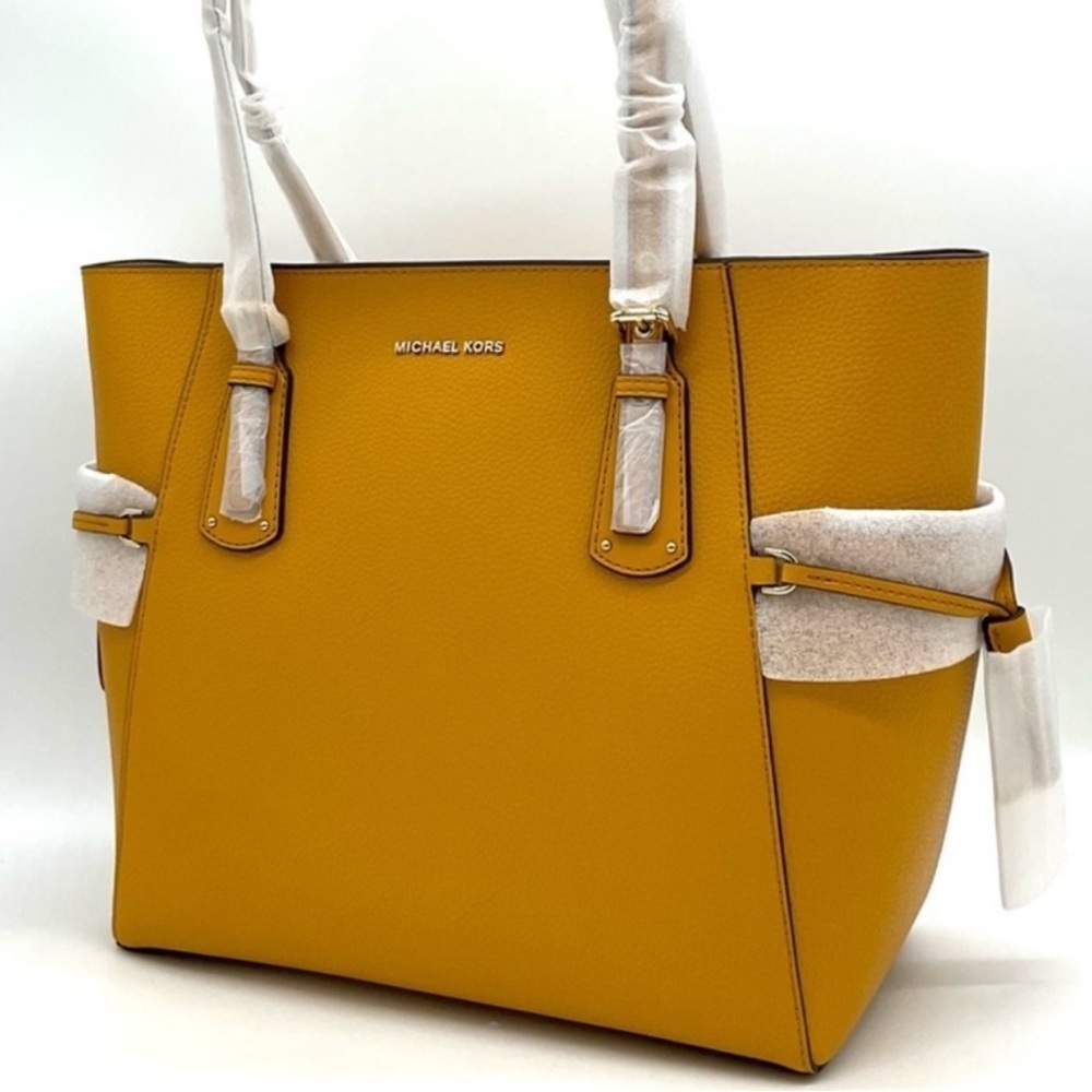 Michael Kors Voyager EW Tote Bag Leather Marigold